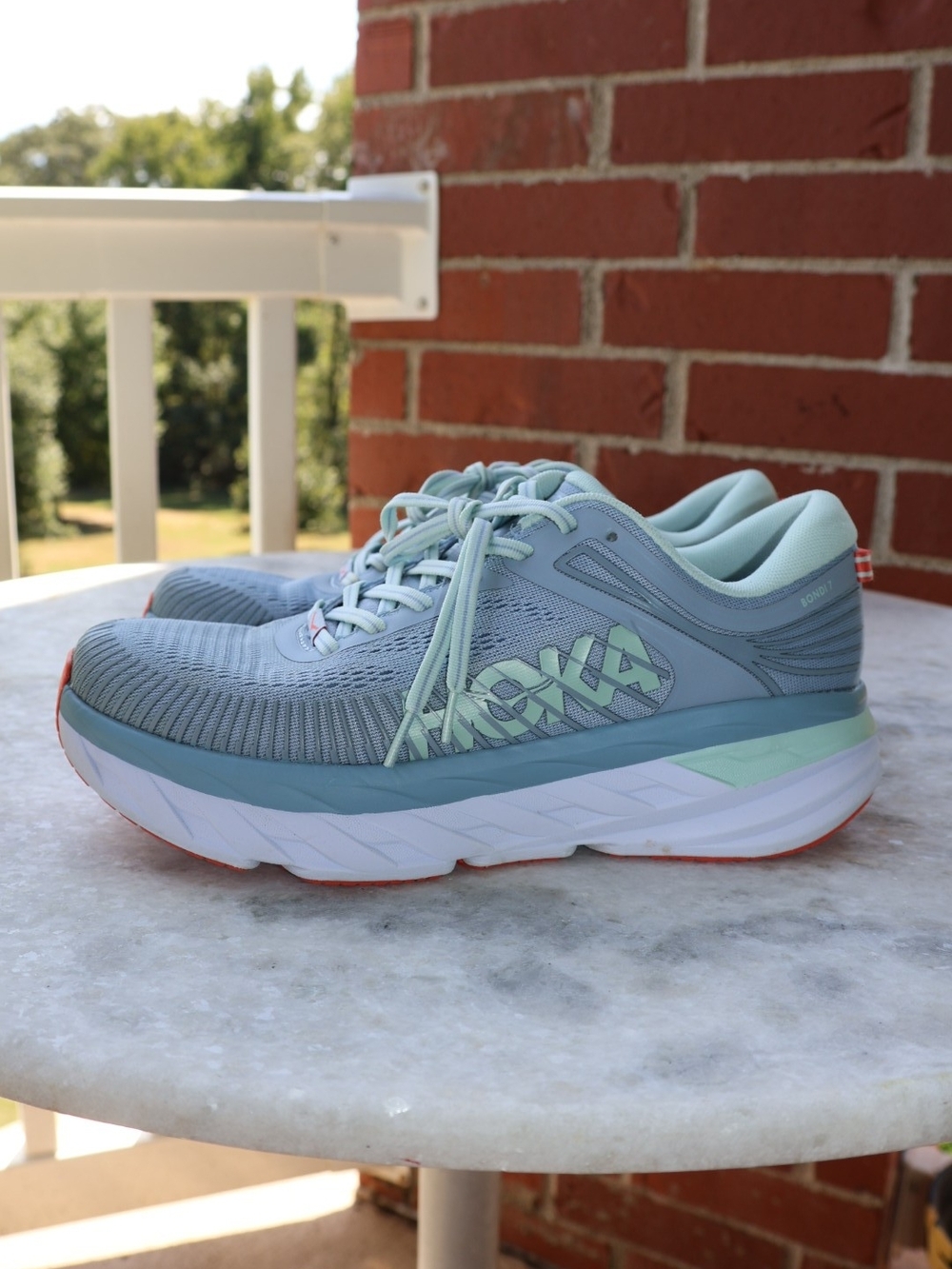 HOKA Bondi 7 "Blue Fog / Blue Glass"